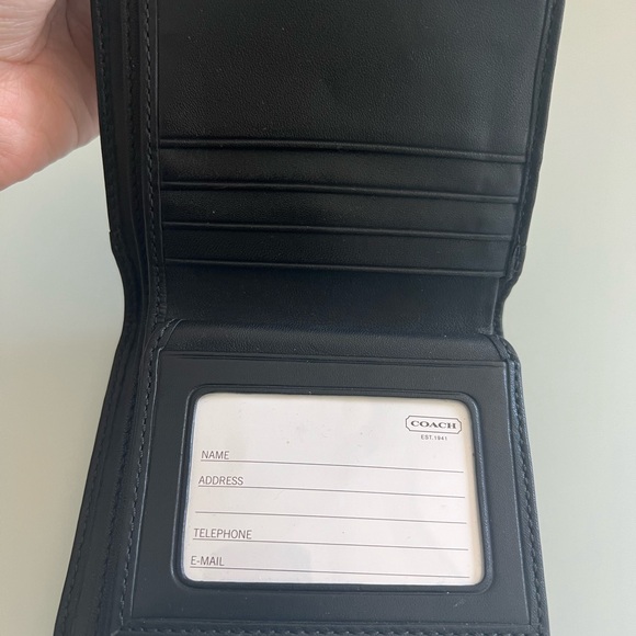 Coach leather wallet - Picture 5 of 8